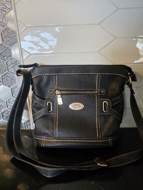 b.o.c. Black Pebbled Crossbody with Gold Hardware